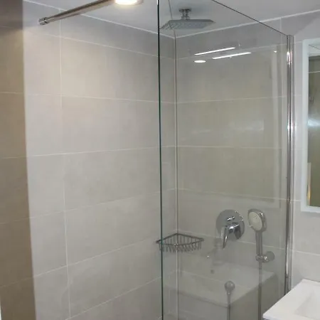Two Bedroom In Heart Of Apartment
