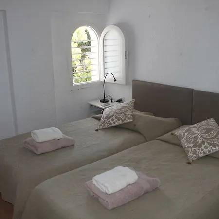 Two Bedroom In Heart Of